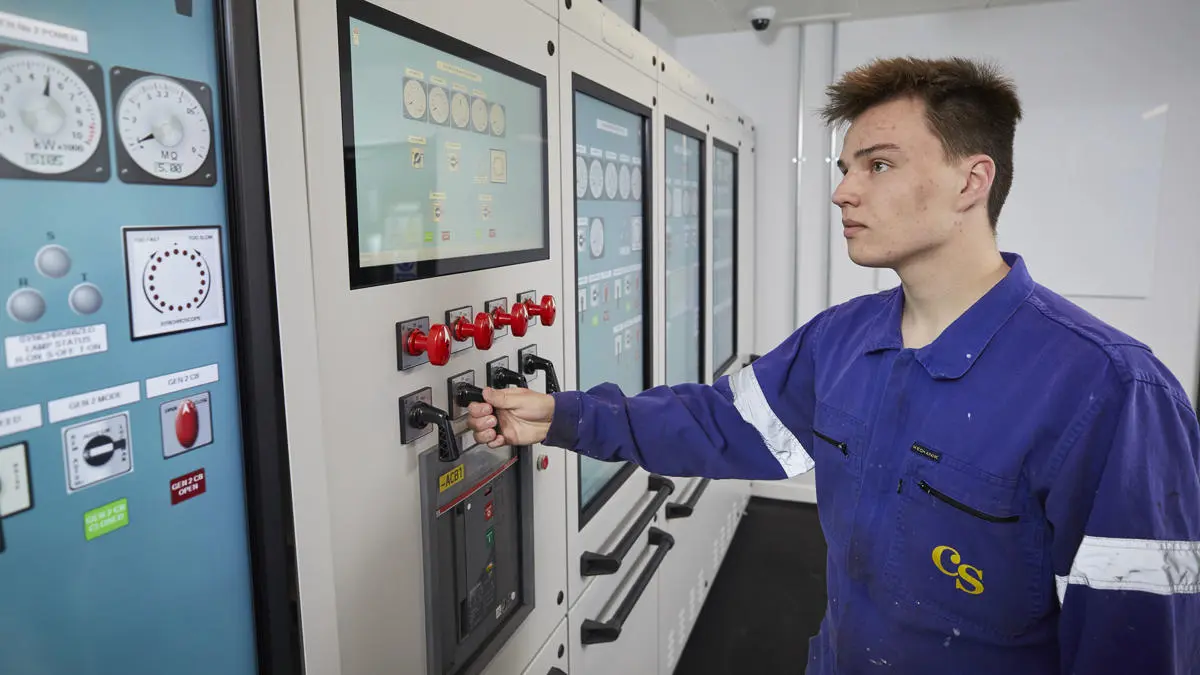 Engine room simulator facility at Solent University