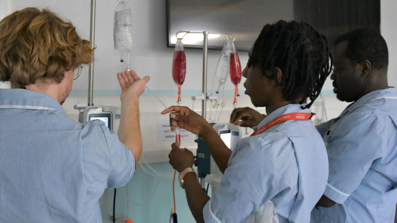 Nursing students in the nursing simulation ward