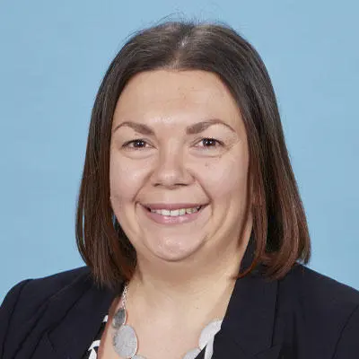 Beth Topiazo, Staff Governor